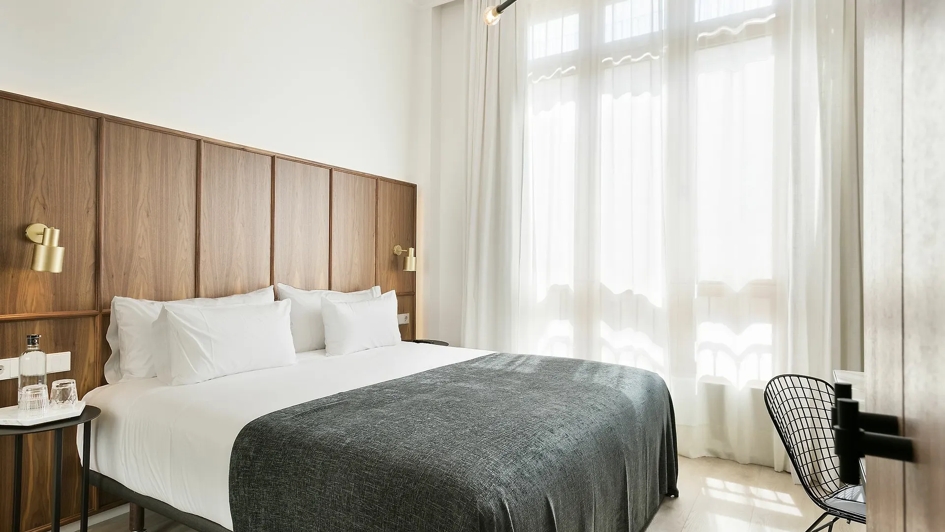 ברצלונה Yurbban Passage Hotel & Spa