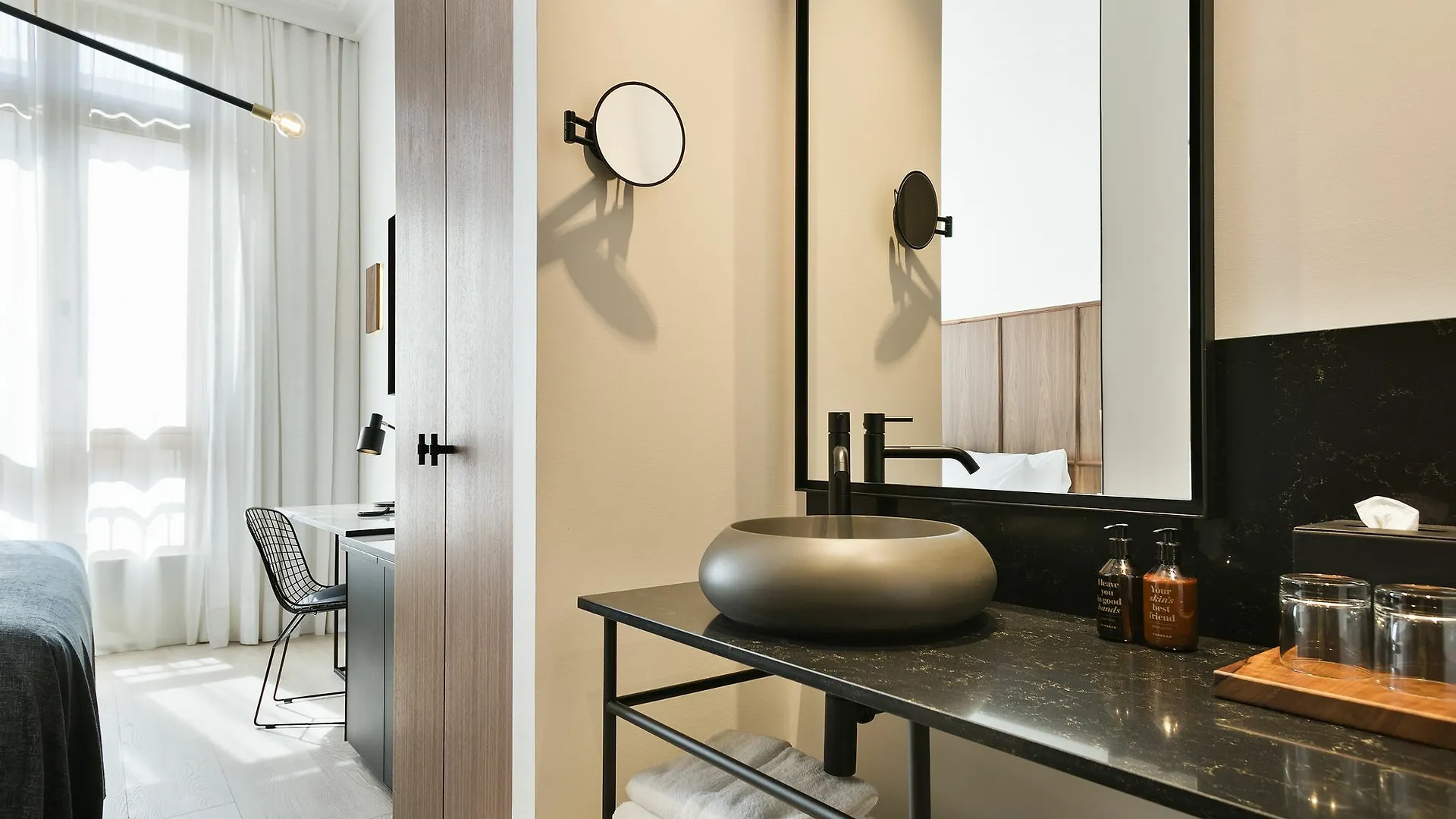 ברצלונה Yurbban Passage Hotel & Spa