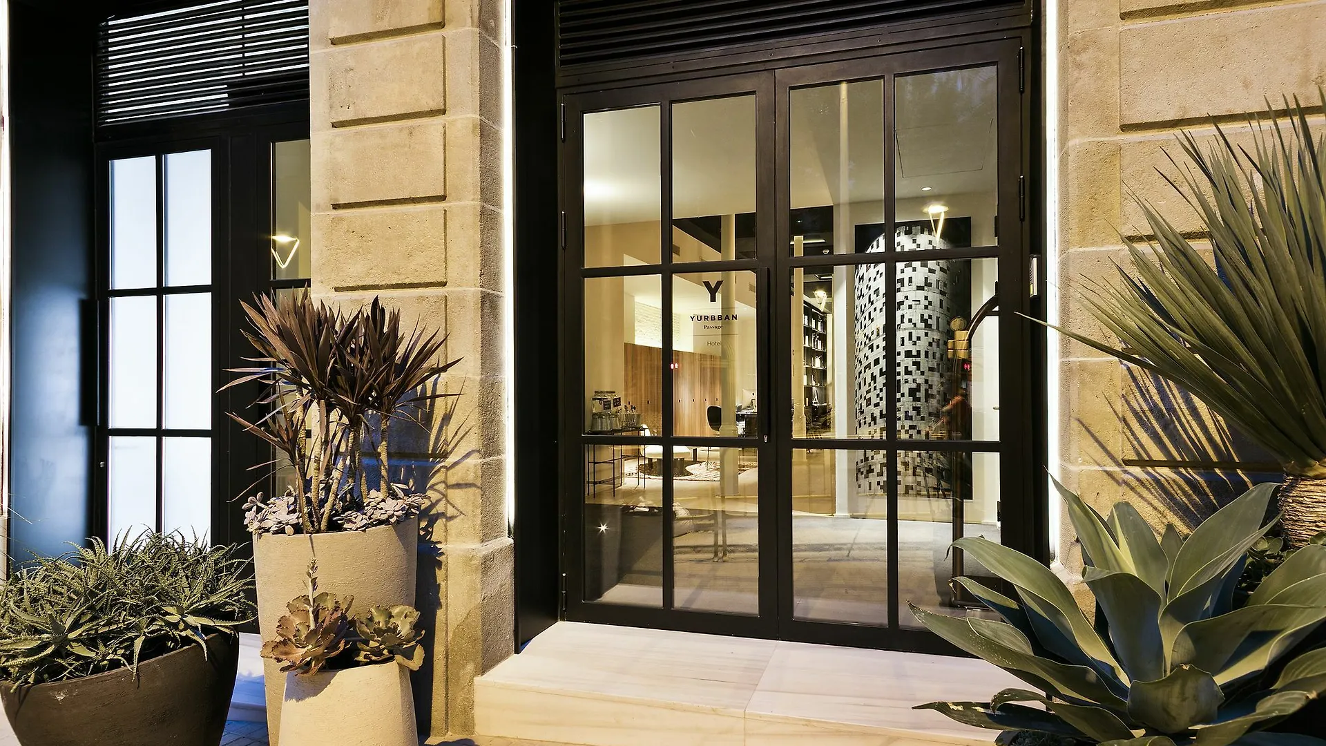 **** Hotel Yurbban Passage Hotel&Spa Barcelona Spanje